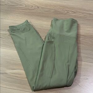 Lululemon align high rise tights with pockets.